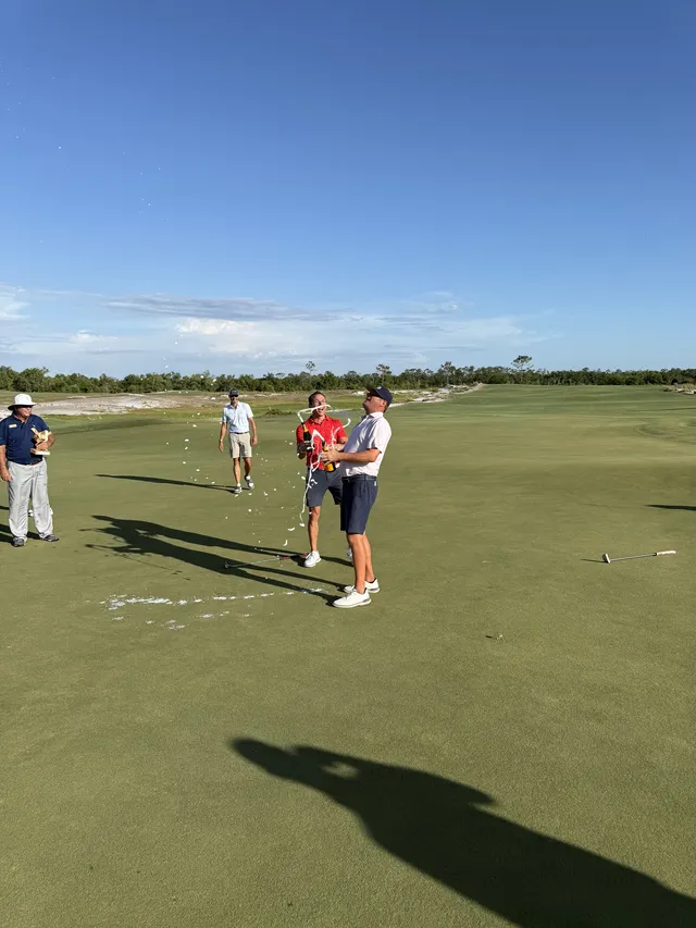 Celebrating on the course at Soleta